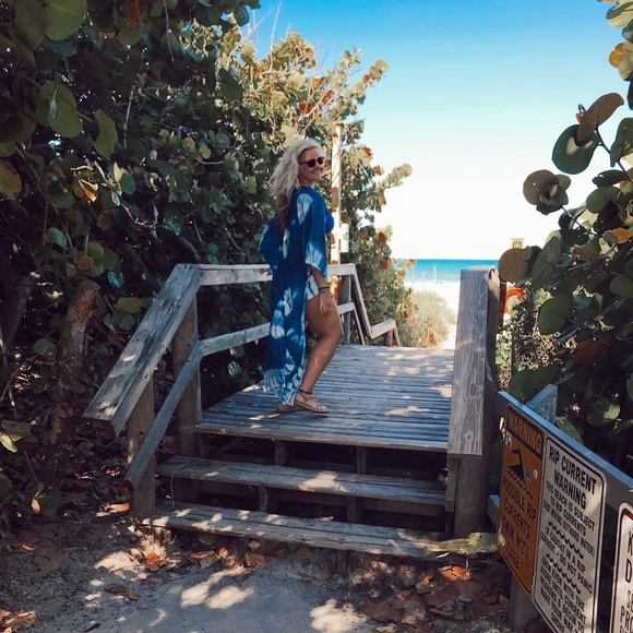 Meet your Posher, Juliana - Picture 4 of 5